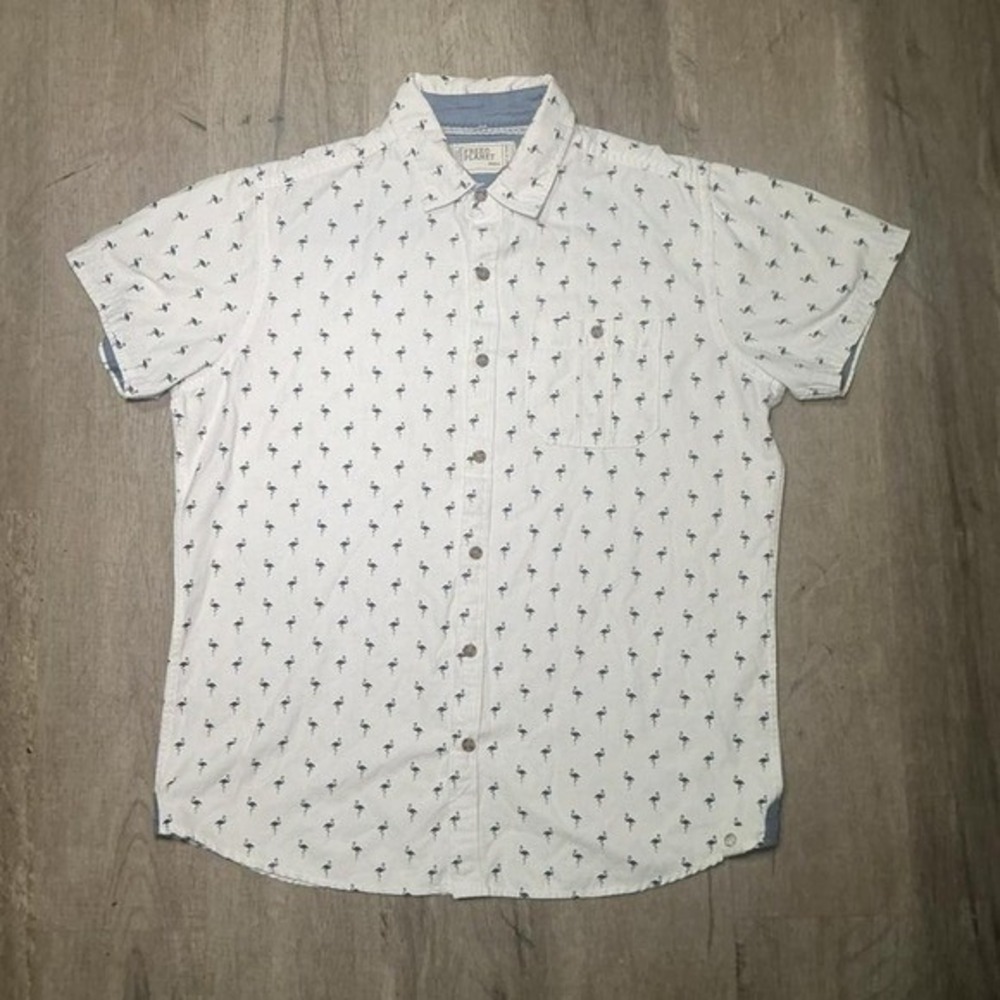 Free Planet White Blue Flamingo Print Button Up Shirt Size S NWT Short Sleeve - Picture 1 of 4